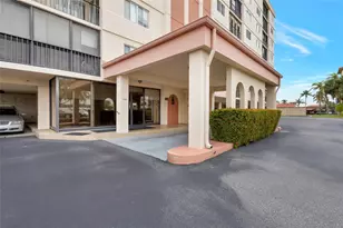 19029 US Hwy 19 N, Clearwater, FL 33764 - Photo 2