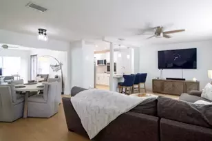 10541 86th Ave, Seminole, FL 33772 - Photo 4