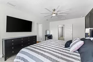 9728 Crescent Ray Dr, Wesley Chapel, FL 33545 - Photo 34