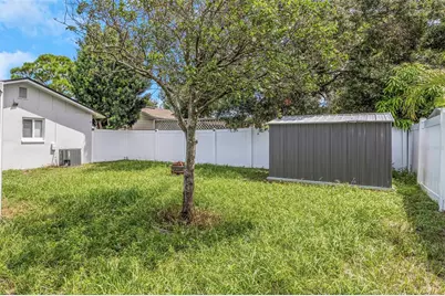 6842 62nd Avenue N, Pinellas Park, FL 33781 - Photo 8