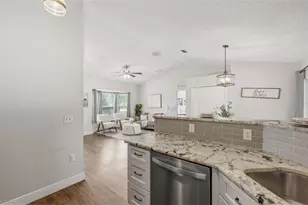 6371 Shadydale Ave, Spring Hill, FL 34609 - Photo 10