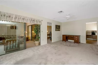 3825 Glen Oaks Manor Drive, Sarasota, FL 34232 - Photo 6