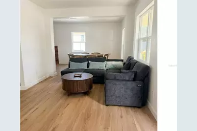 870 86th Avenue N, Saint Petersburg, FL 33702 - Photo 4
