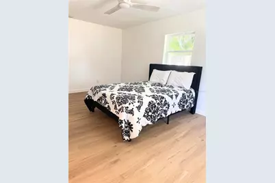 870 86th Avenue N, Saint Petersburg, FL 33702 - Photo 16