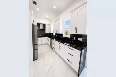 6510 Simone Shores Cir, Apollo Beach, FL 33572 - Photo 14