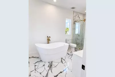 6510 Simone Shores Cir, Apollo Beach, FL 33572 - Photo 8