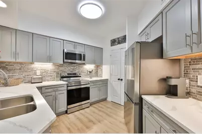 3312 Bay Club Circle #3212, Tampa, FL 33607 - Photo 10