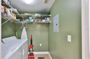 3312 Bay Club Cir, Tampa, FL 33607 - Photo 26