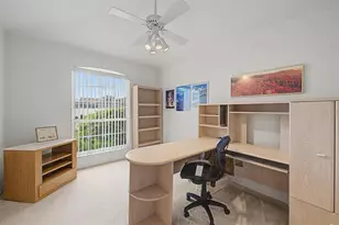 29641 Fog Hollow Dr, Wesley Chapel, FL 33543 - Photo 8