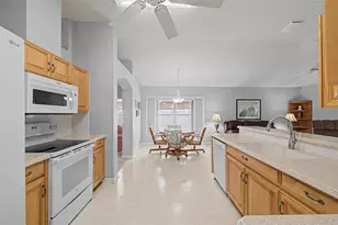 29641 Fog Hollow Dr, Wesley Chapel, FL 33543 - Photo 28