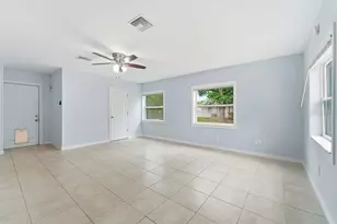 1920 64th Ave N, Saint Petersburg, FL 33702 - Photo 14