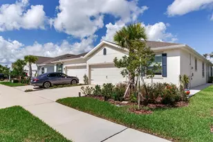 3723 Stormy Thistle Pl, Plant City, FL 33565 - Photo 6