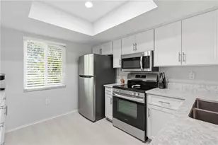 240 Cypress Ln, Oldsmar, FL 34677 - Photo 14