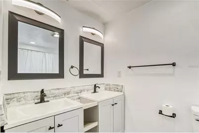 1300 Melonwood Avenue, Clearwater, FL 33759 - Photo 10