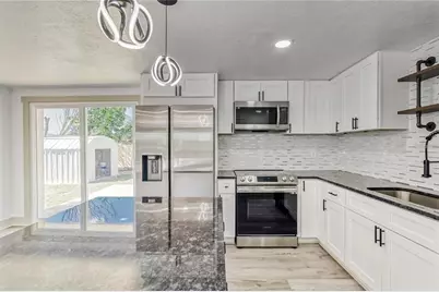 1300 Melonwood Avenue, Clearwater, FL 33759 - Photo 4