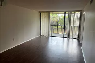 800 Cove Cay Dr, Clearwater, FL 33760 - Photo 2