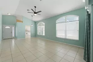 10428 Casa Grande Cir, Spring Hill, FL 34608 - Photo 12