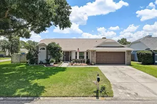 1907 Horseshoe Dr, Plant City, FL 33566 - Photo 1
