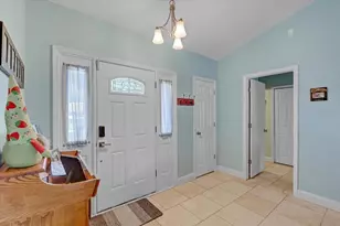 1907 Horseshoe Dr, Plant City, FL 33566 - Photo 4