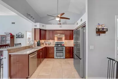 1907 Horseshoe Drive, Plant City, FL 33566 - Photo 10