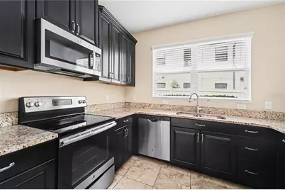 30340 Southwell Place, Wesley Chapel, FL 33543 - Photo 10