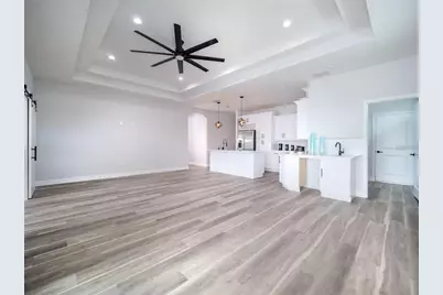 2303 W Ivy Street, Tampa, FL 33607 - Photo 4
