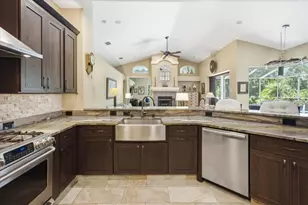 418 Pine Bluff Dr, Lutz, FL 33549 - Photo 14