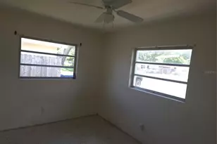 2913 Englewood Dr, Largo, FL 33771 - Photo 16
