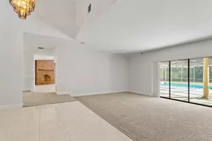 10206 Lakeview Dr, New Port Richey, FL 34654 - Photo 14