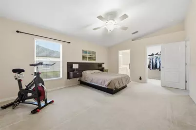 24504 Mistwood Court, Lutz, FL 33559 - Photo 10