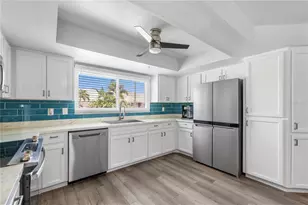 3122 Whispering Dr N, Largo, FL 33771 - Photo 4