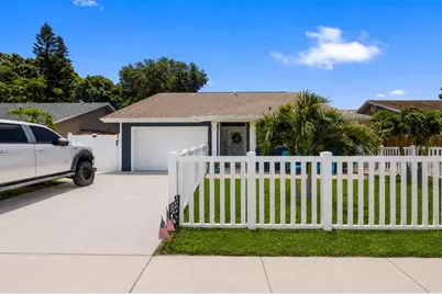 3122 Whispering Drive N, Largo, FL 33771 - Photo 2
