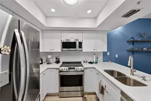320 Island Way, Clearwater, FL 33767 - Photo 8