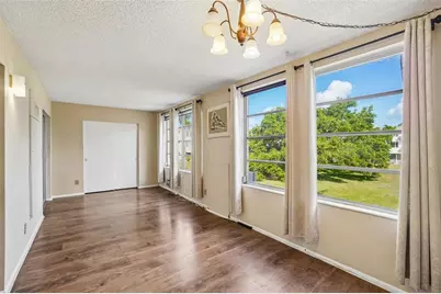 2402 Ecuadorian Way #28, Clearwater, FL 33763 - Photo 10
