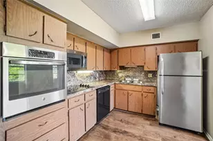 2402 Ecuadorian Way, Clearwater, FL 33763 - Photo 6