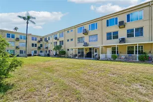 2402 Ecuadorian Way, Clearwater, FL 33763 - Photo 20