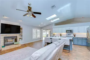 16605 E Course Dr, Tampa, FL 33624 - Photo 18