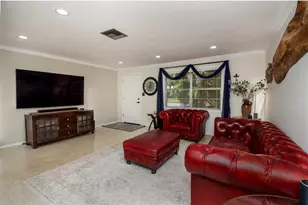 995 Emerson Dr, Dunedin, FL 34698 - Photo 10
