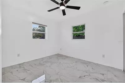 2801 45th Street S, Saint Petersburg, FL 33711 - Photo 18