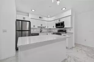 2801 45th St S, Saint Petersburg, FL 33711 - Photo 4