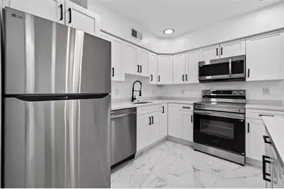 2801 45th Street S, Saint Petersburg, FL 33711 - Photo 6