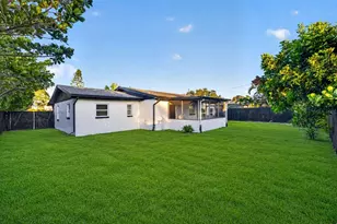 2801 45th St S, Saint Petersburg, FL 33711 - Photo 20
