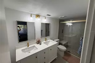 106 1st St E, Tierra Verde, FL 33715 - Photo 10