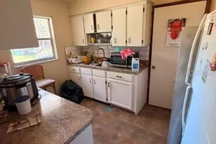 8110 Habakka Rd, Lithia, FL 33547 - Photo 14