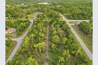 501 Champion St Drive, Port Charlotte, FL 33953 - Photo 8