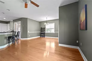 11504 Bellamar St, Tampa, FL 33637 - Photo 16