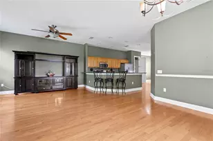 11504 Bellamar St, Tampa, FL 33637 - Photo 10
