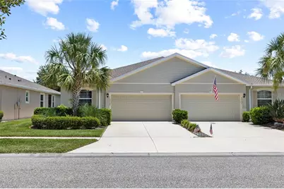 7727 Timberview Loop, Wesley Chapel, FL 33545 - Photo 2