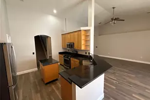 2727 Villa Dr, Valrico, FL 33596 - Photo 8
