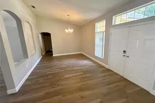 2727 Villa Dr, Valrico, FL 33596 - Photo 4